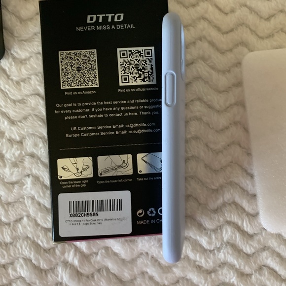 NWT DTTO iPhone 11 Pro Case - Picture 8 of 11